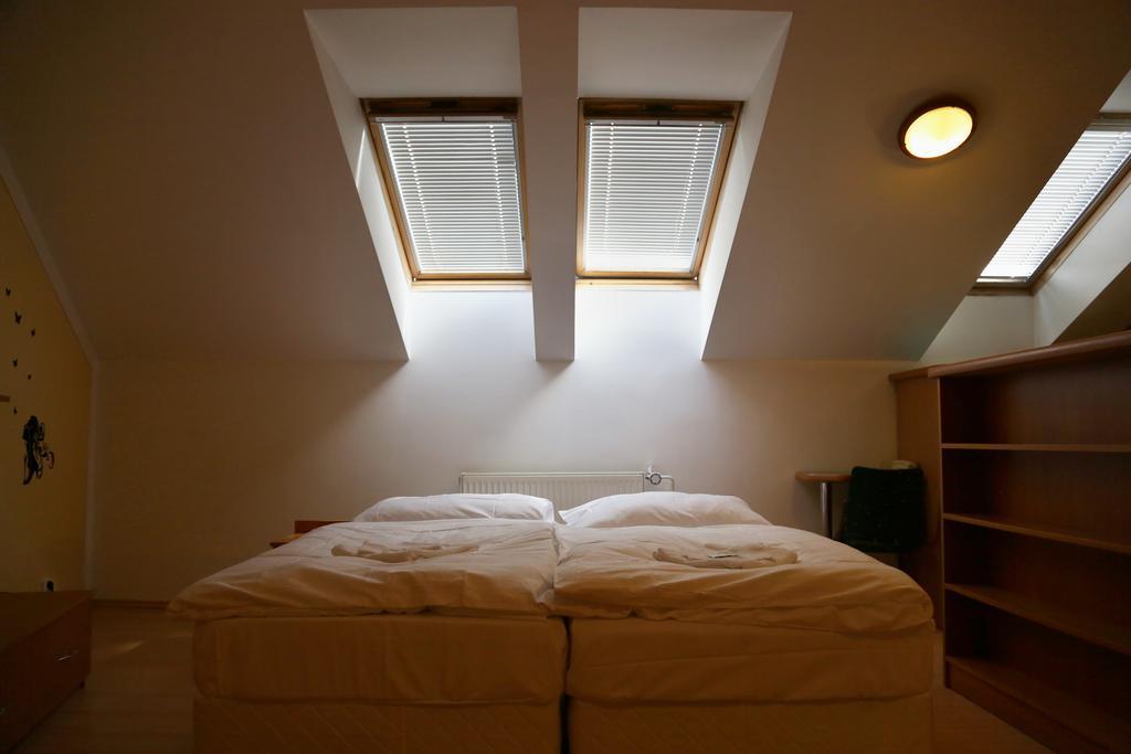 Apartments Kroměříž Habitación foto